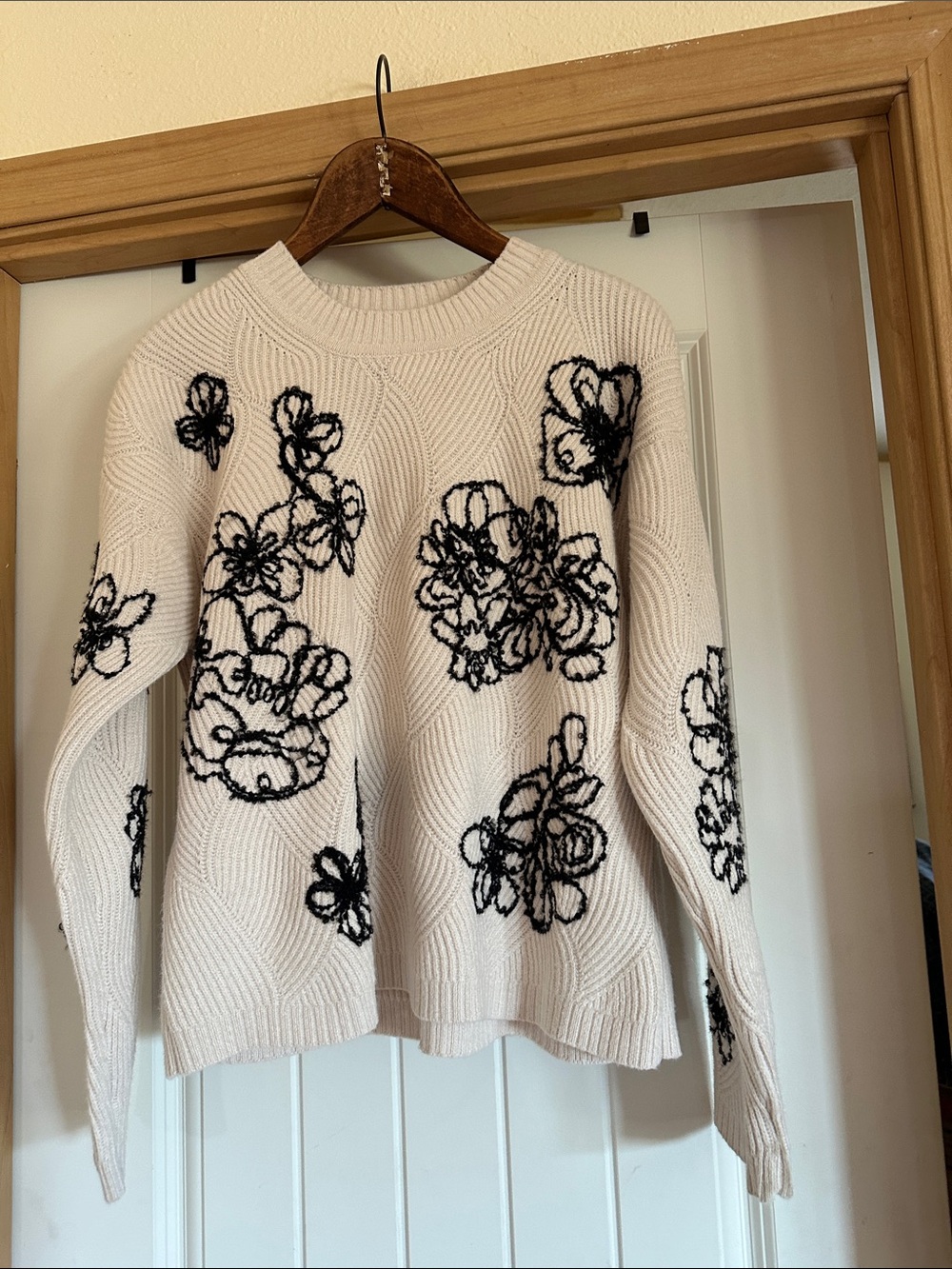 Vince Camuto Cream Crewneck Sweater with Black Floral Embroidery